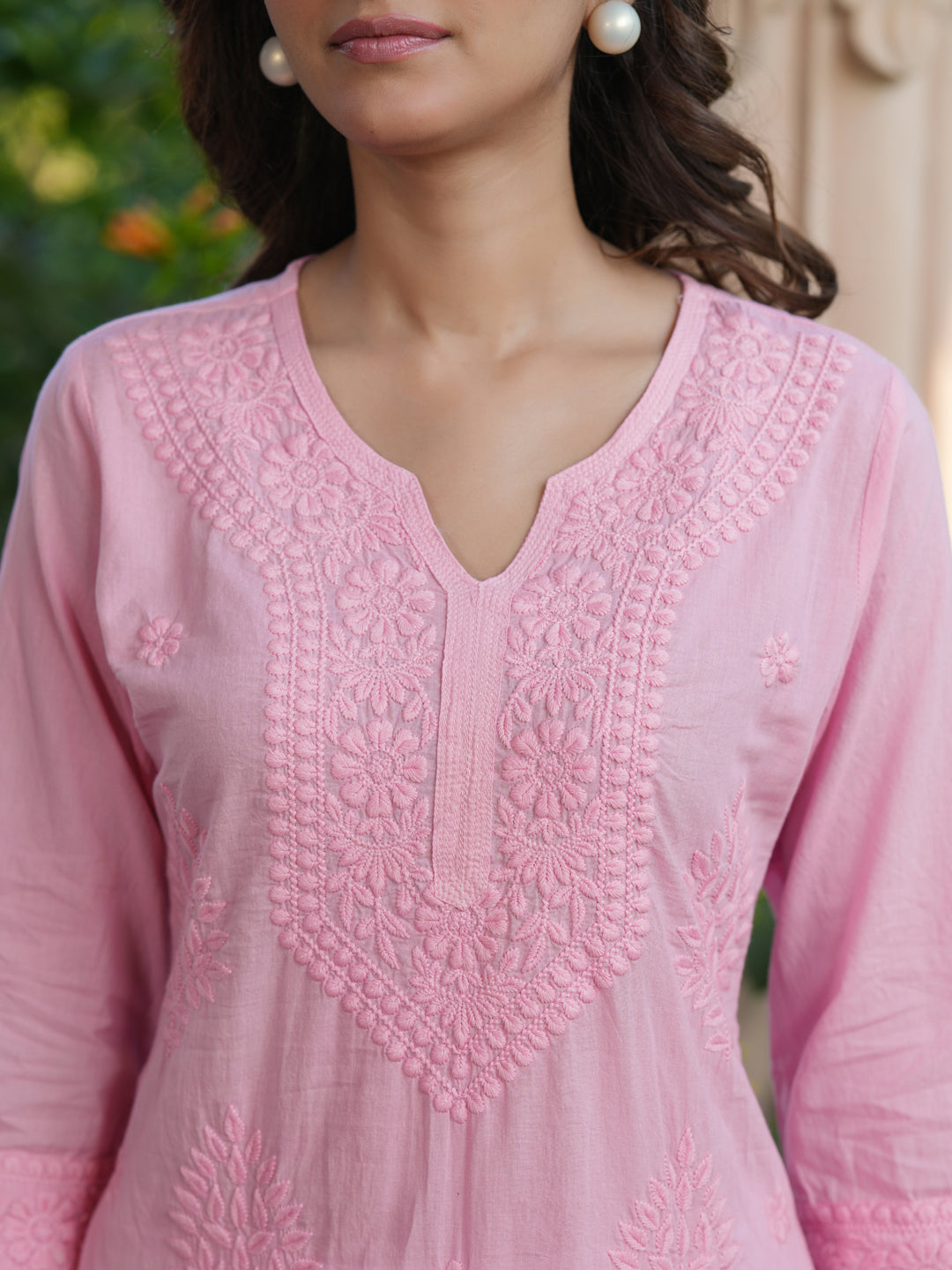 Naari By Shree Baby Pink Ombre Pure Cotton Chikankari Embroidered Straight Kurta