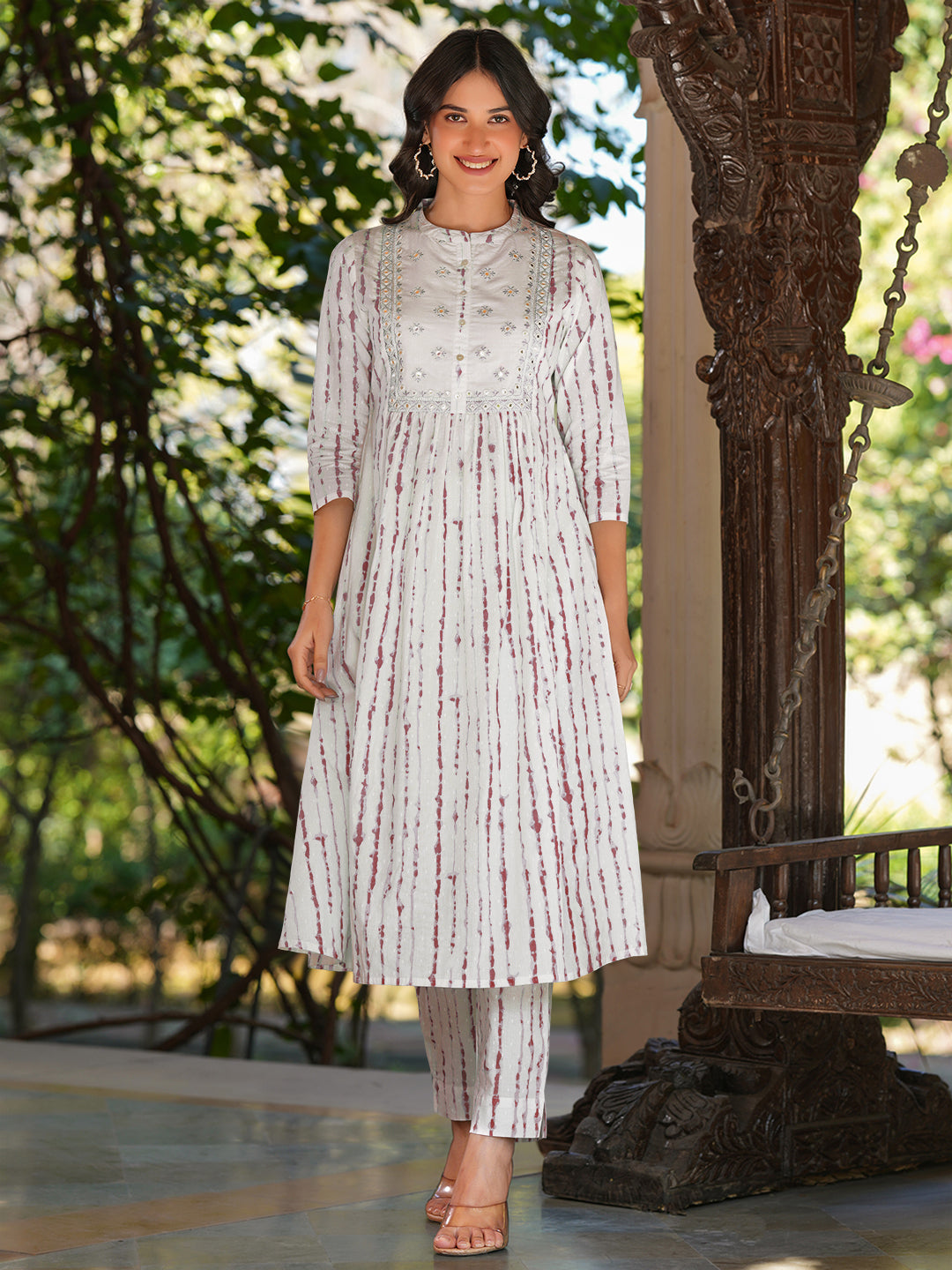 Naari By Shree Women's White Pure Cotton Tie & Dye With Mirror Work A-line Kurta Pant Set