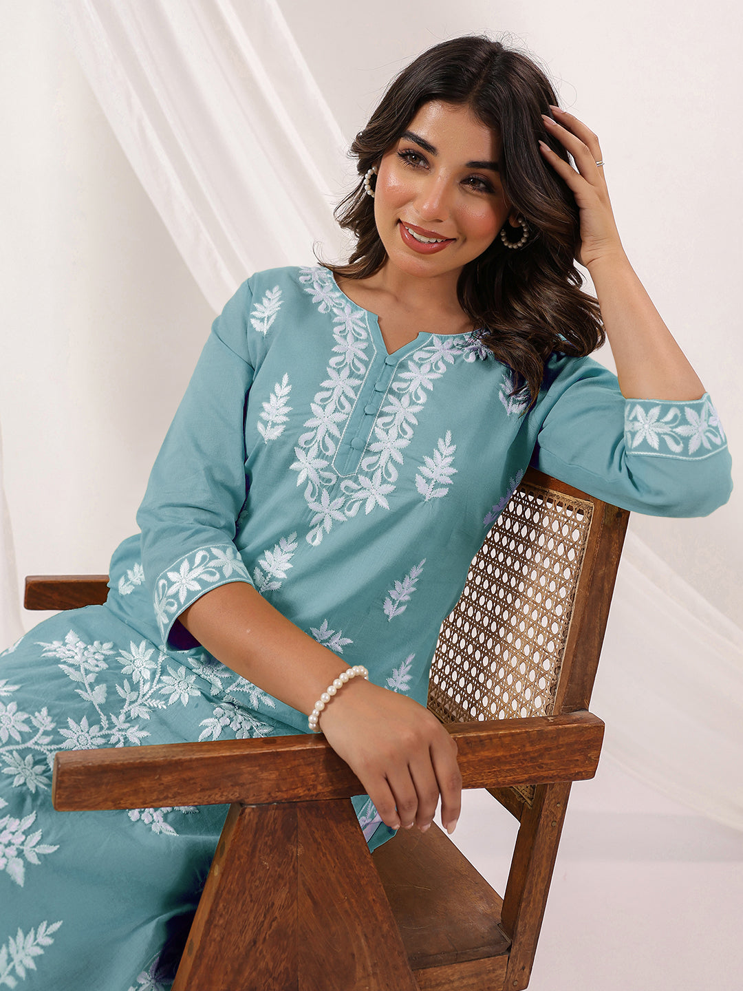 Naari By Shree Women's Light Blue Pure Cotton Embroidered Straight Kurta