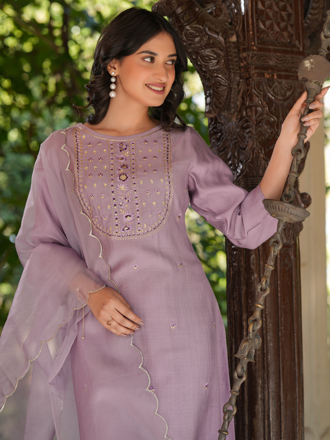Naari By Shree Women's Lavender Silk Blend Embroidered Straight Kurta Set