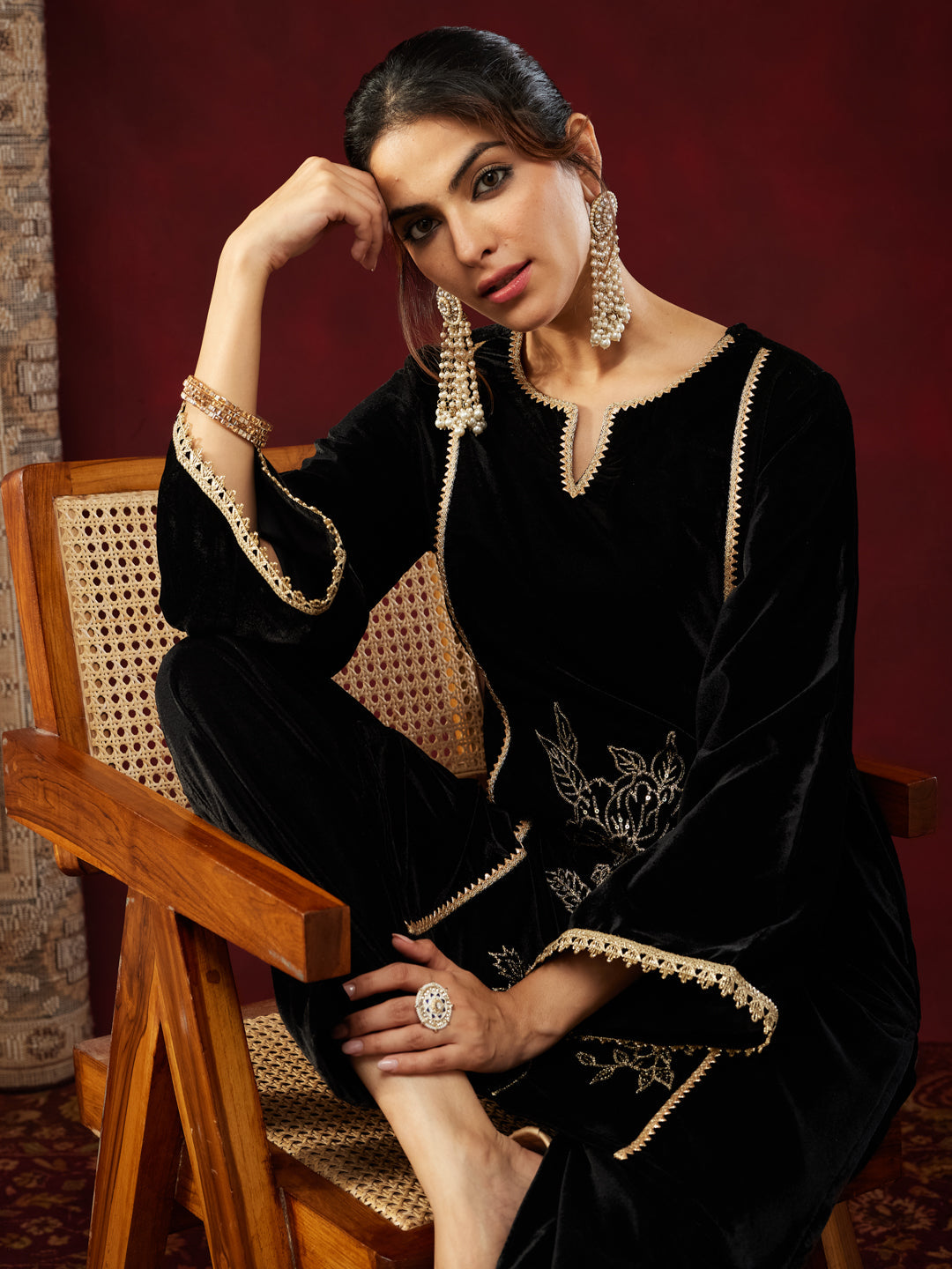 Naari By Shree Women's Black Velvet Embroidered Straight Co-ord Set