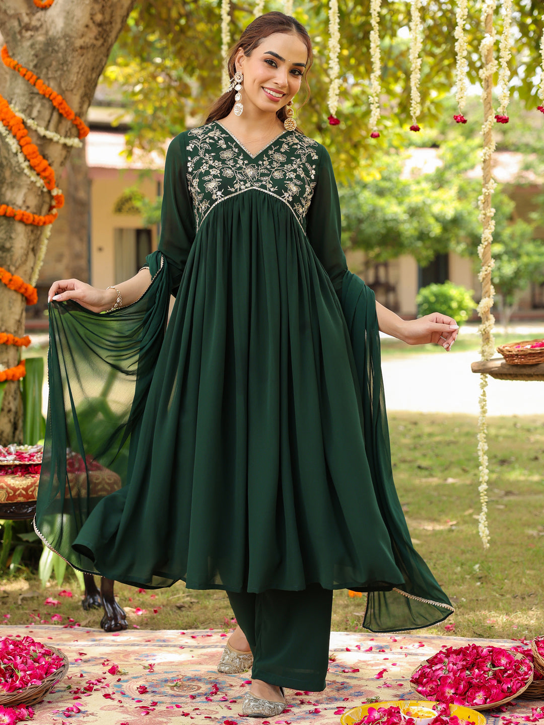 Naari By Shree Women's Bottle Green Georgette Zari Yoke Embroidered A-line Kurta Set