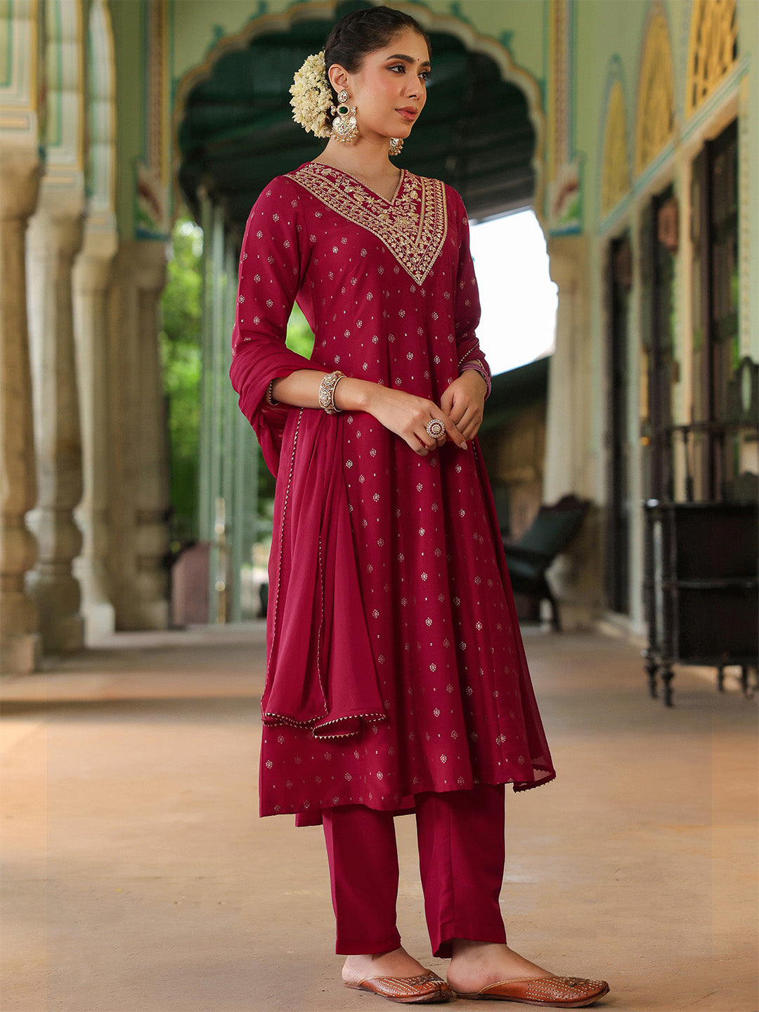 Naari By Shree Women's Pink Silk Blend Zari Yoke Embroidered Gold Printed Anarkali Kurta Set