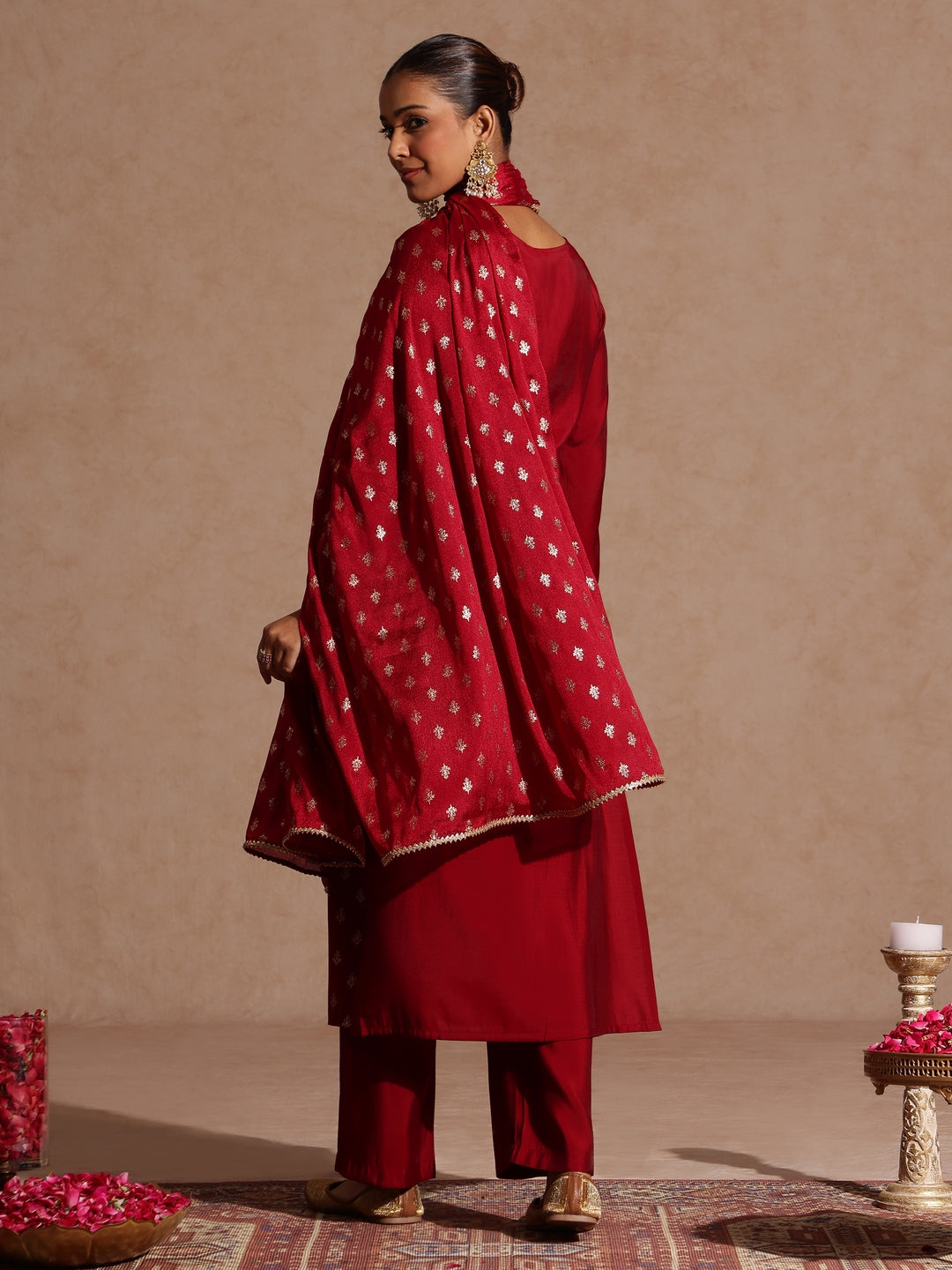 Naari By Shree Women's Maroon Chanderi Silk Zari Yoke Embroiderde Gold Printed Kurta Set