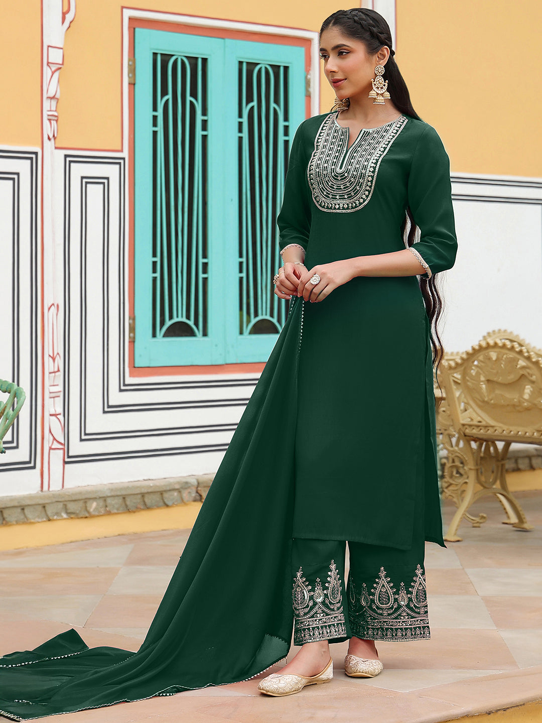 Naari By Shree Women's Dark Green Chanderi Silk Zari Embroidered Straight Kurta Set