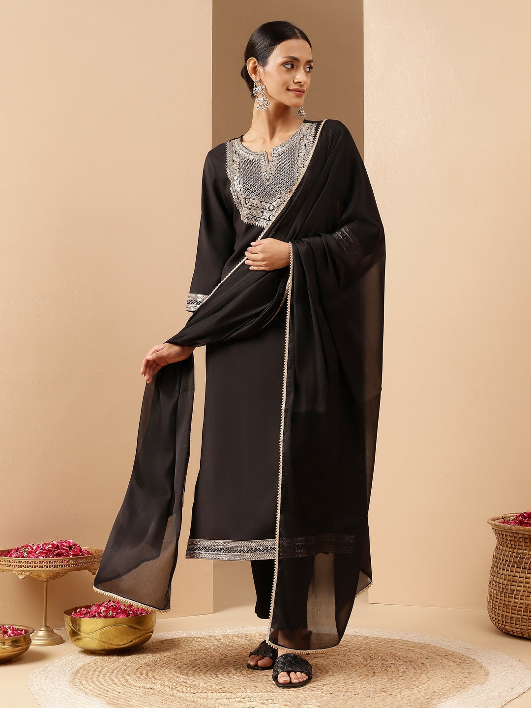 Naari By Shree Women's Black Chanderi Silk Zari Embroidered Straight Kurta Set