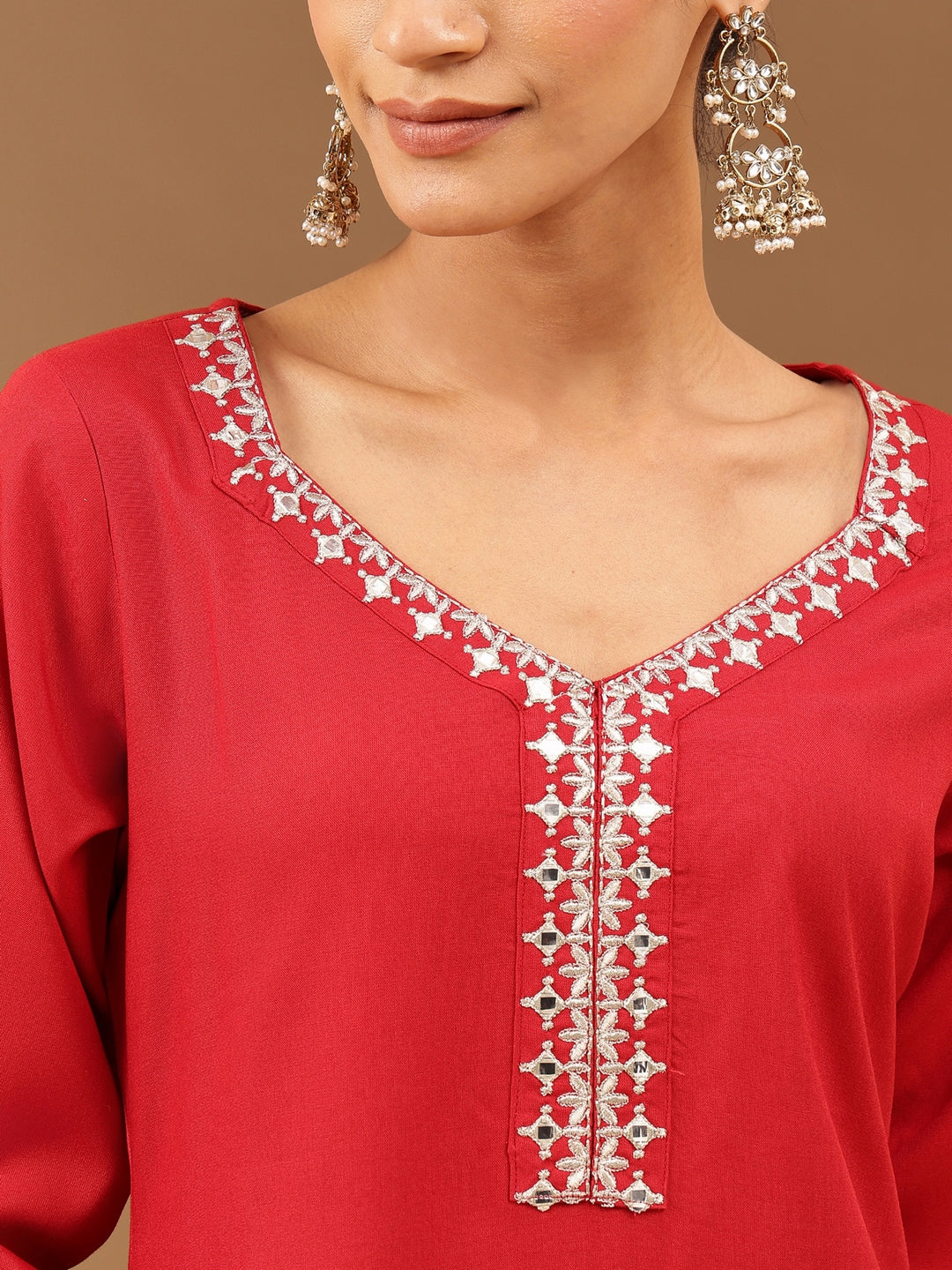 Naari By Shree Women's Maroon Rayon Yoke Embroidered Straight Kurta Set