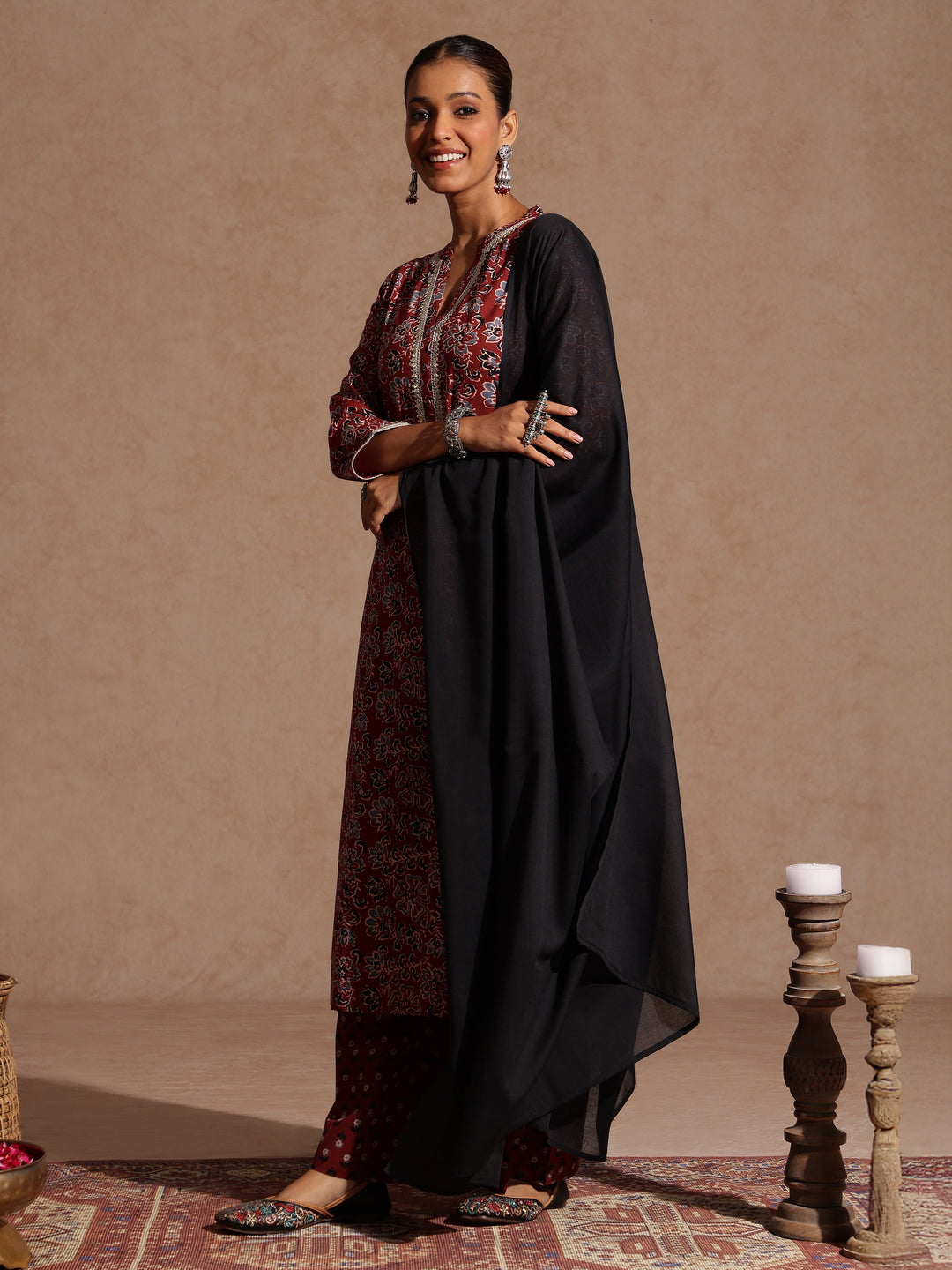 Naari By Shree Women's Maroon Pure Cotton Floral Printed Straight Kurta Set