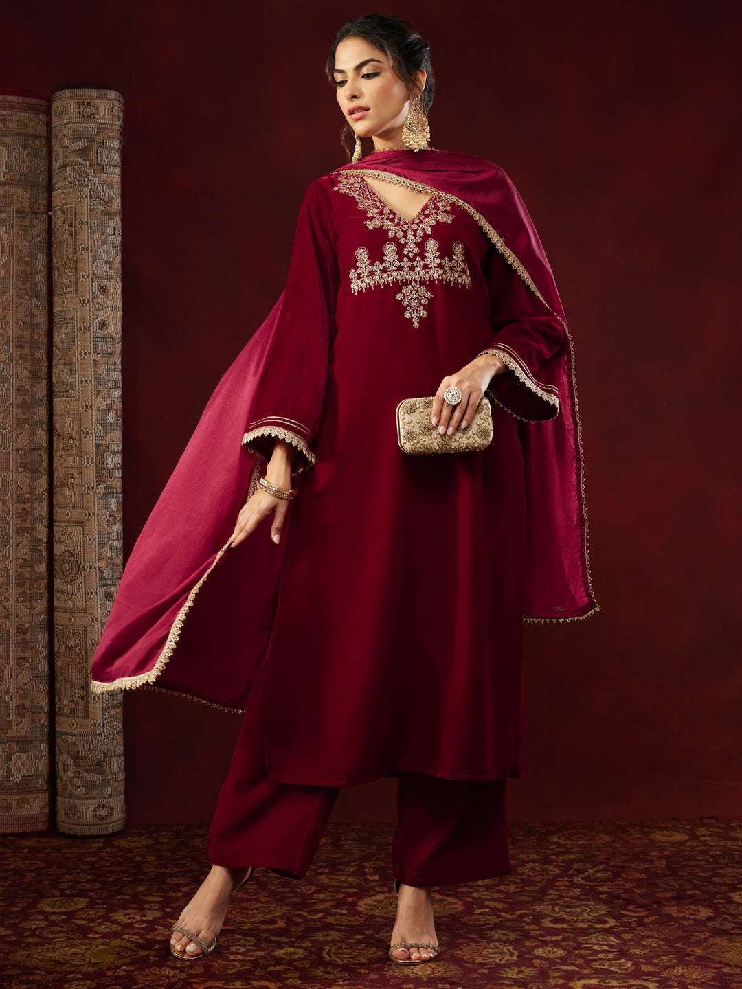 Naari By Shree Women's Red Velvet Zari Yoke Embroidered Straight Kurta Set