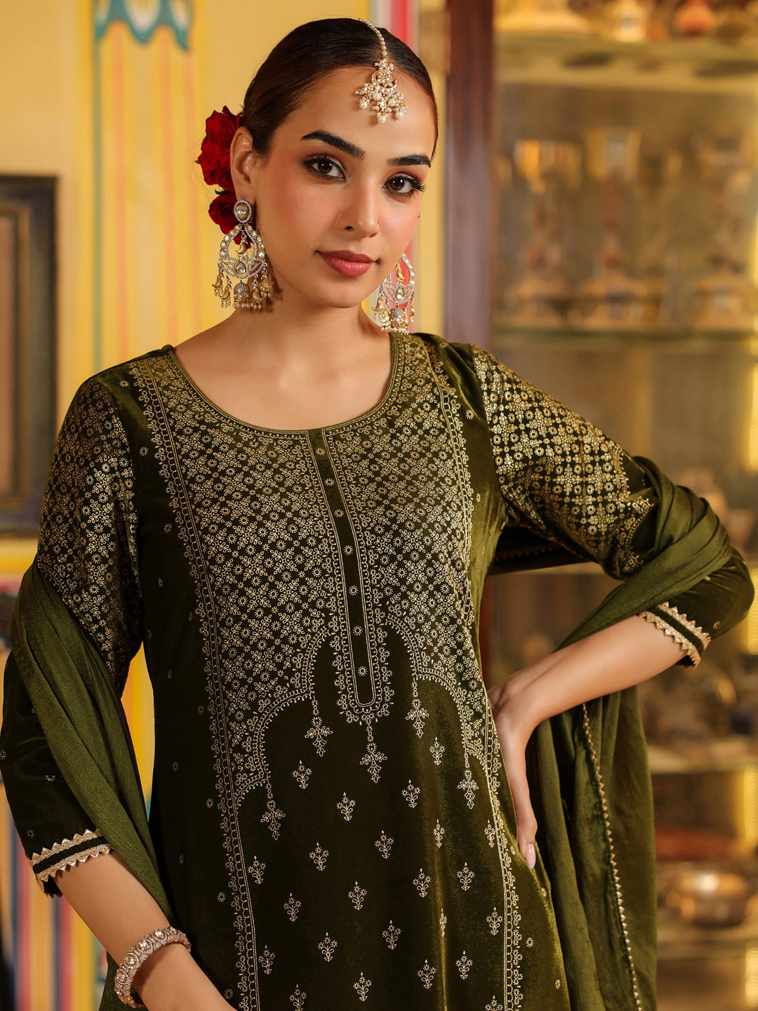 Naari By Shree Women's Olive Green Velvet Gold Foil Printed Straight Kurta Set