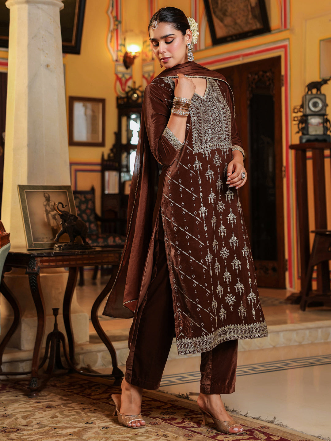 Naari By Shree Women's Brown Velvet Embellished Gold Printed Straight Kurta Set