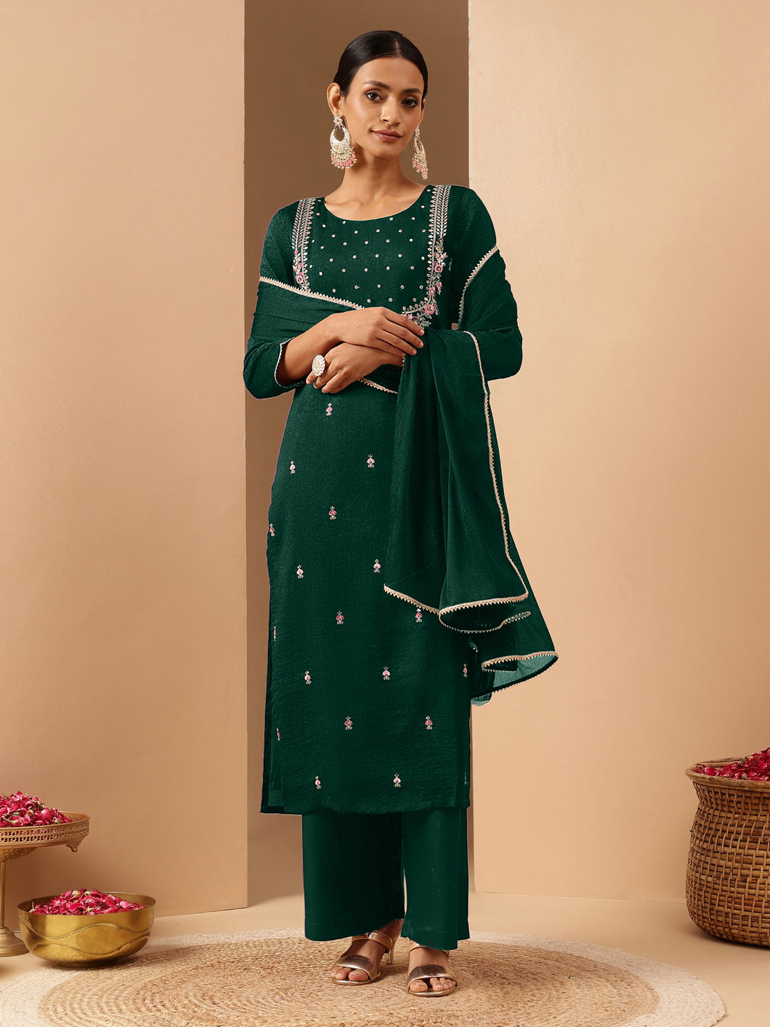 Naari By Shree Women's Bottle Green Silk Blend Zari Embroidered Straight Kurta Set