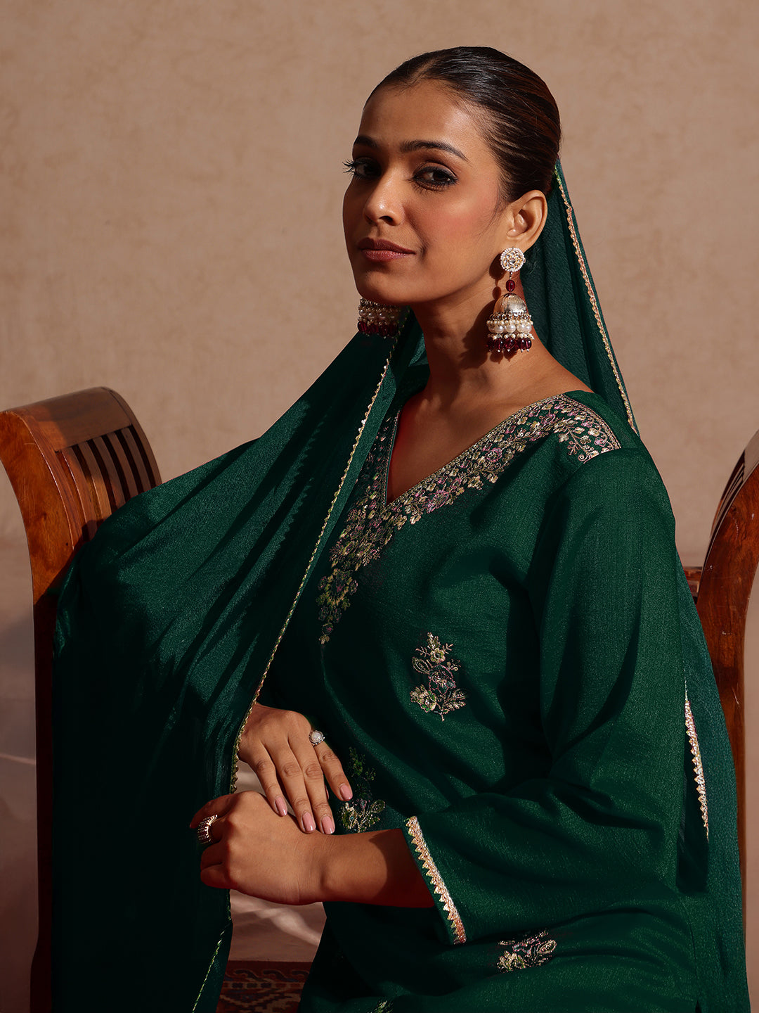 Naari By Shree Women's Bottle Green Silk Blend Zari Embroidered Straight Kurta Set