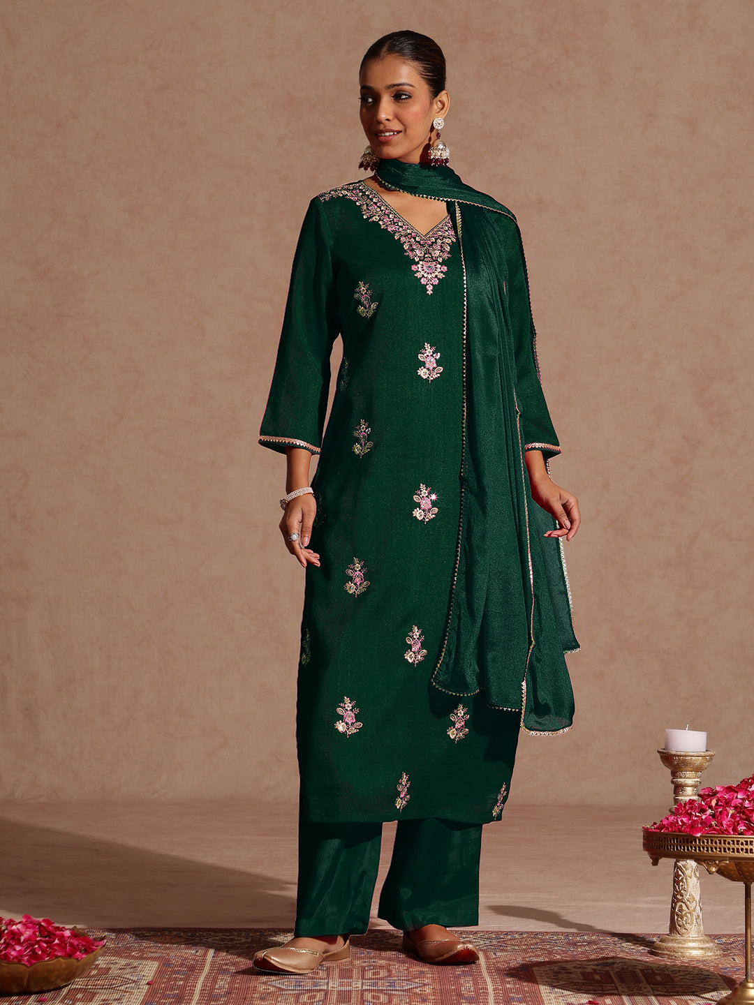 Naari By Shree Women's Bottle Green Silk Blend Zari Embroidered Straight Kurta Set