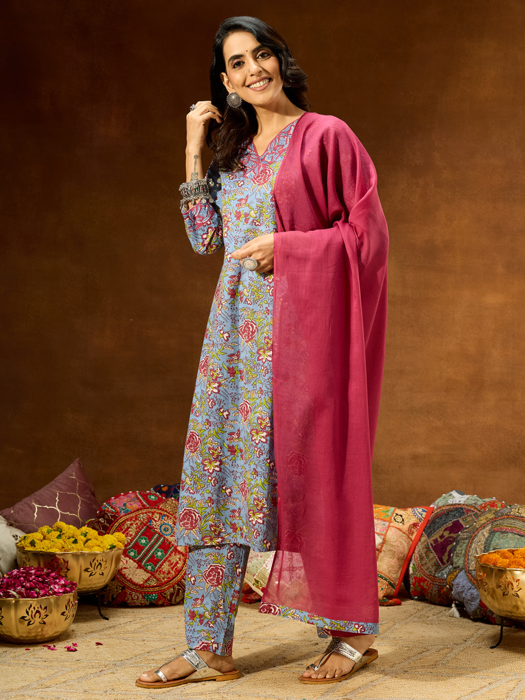 Naari By Shree Women's Blue Pure Cotton Floral Printed Straight Kurta Set