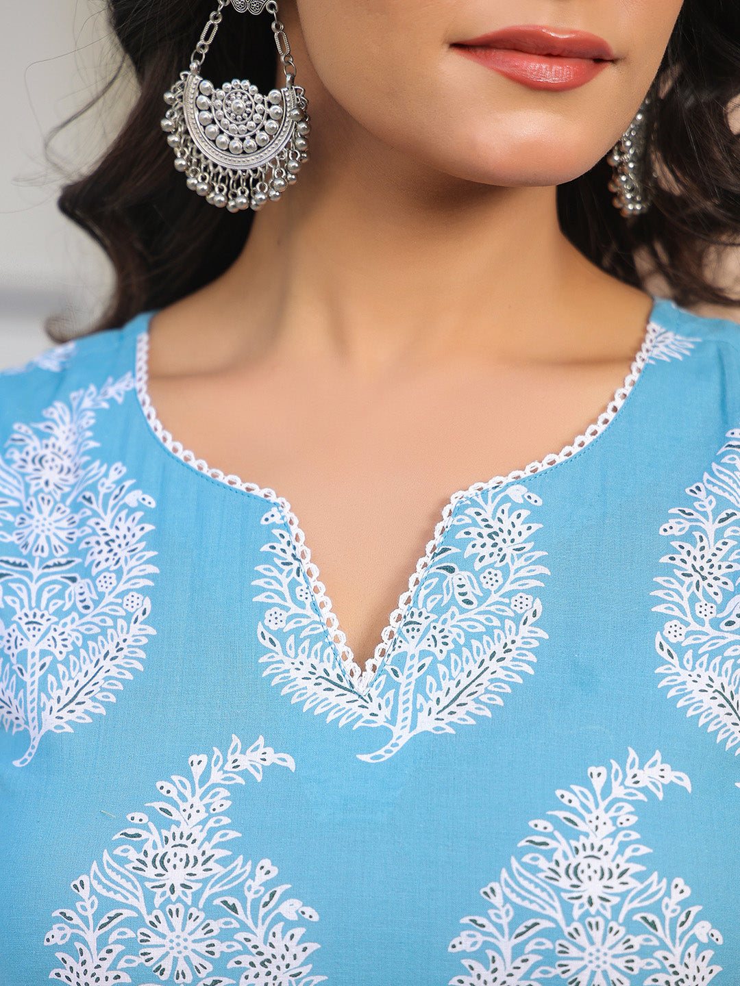 Naari By Shree Sky Blue Pure Cotton Ethnic Motifs Printed Straight Kurta Pant Set