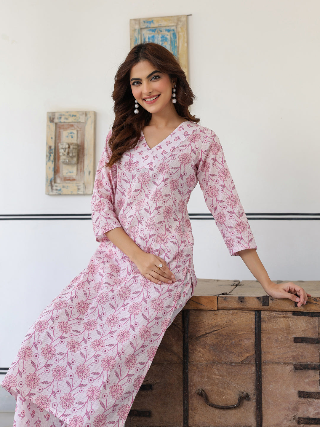 Naari By Shree Light Pink Pure Cotton Floral Printed Straight Kurta Pant Set