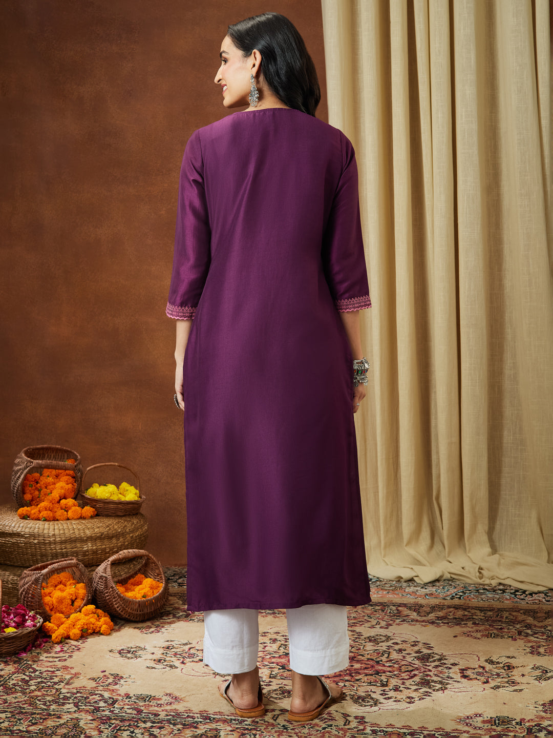 Naari By Shree Women's Wine Silk Blend Ethnic Printed Straight Kurta