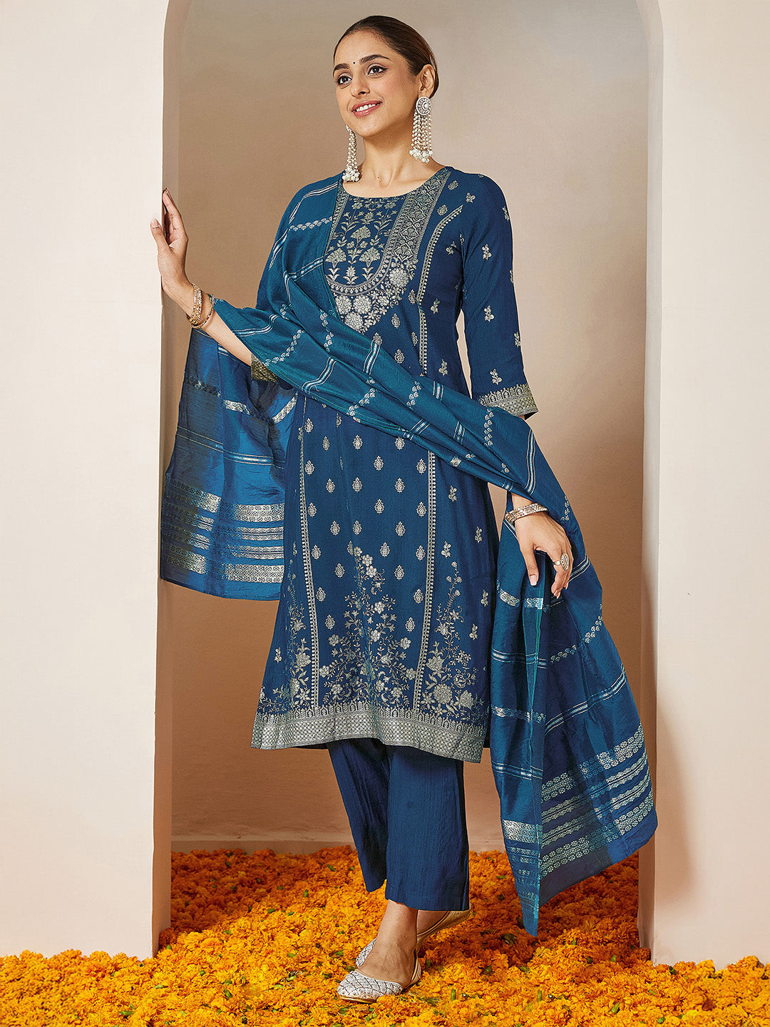 Naari By Shree Women's Teal Blue Silk Blend Foil Printed Straight Kurta Set