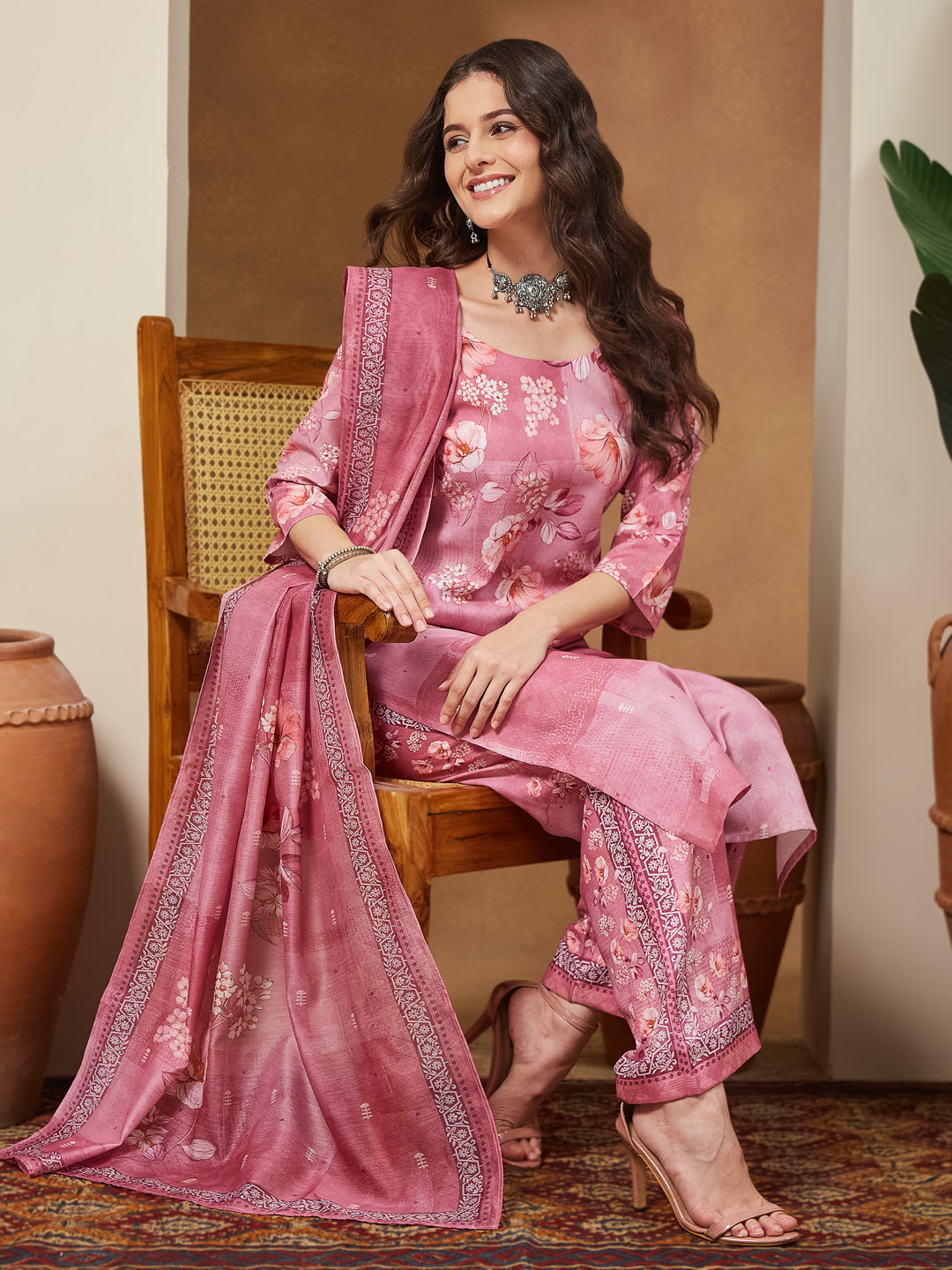 Naari By Shree Women's Pink Cotton Blend Floral Printed Straight Kurta Set