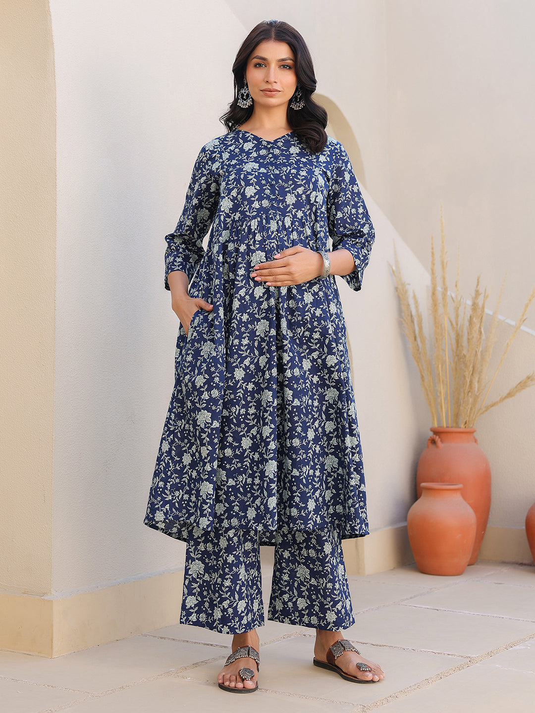 Naari By Shree Indigo Pure Cotton Floral Printed Gathered Maternity Kurta Set
