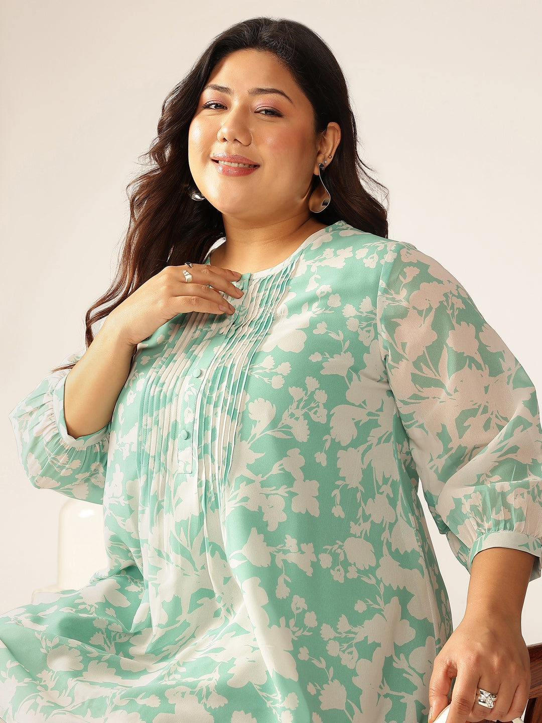 Naari By Shree Plus Size Green Georgette Floral Printed A-line Tunic