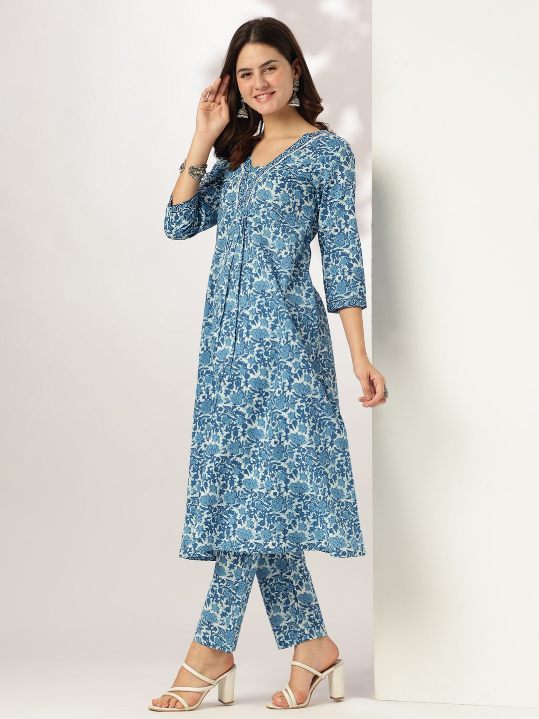 Naari By Shree Women's Indigo Pure Cotton Floral Printed A-line Kurta Pant Set