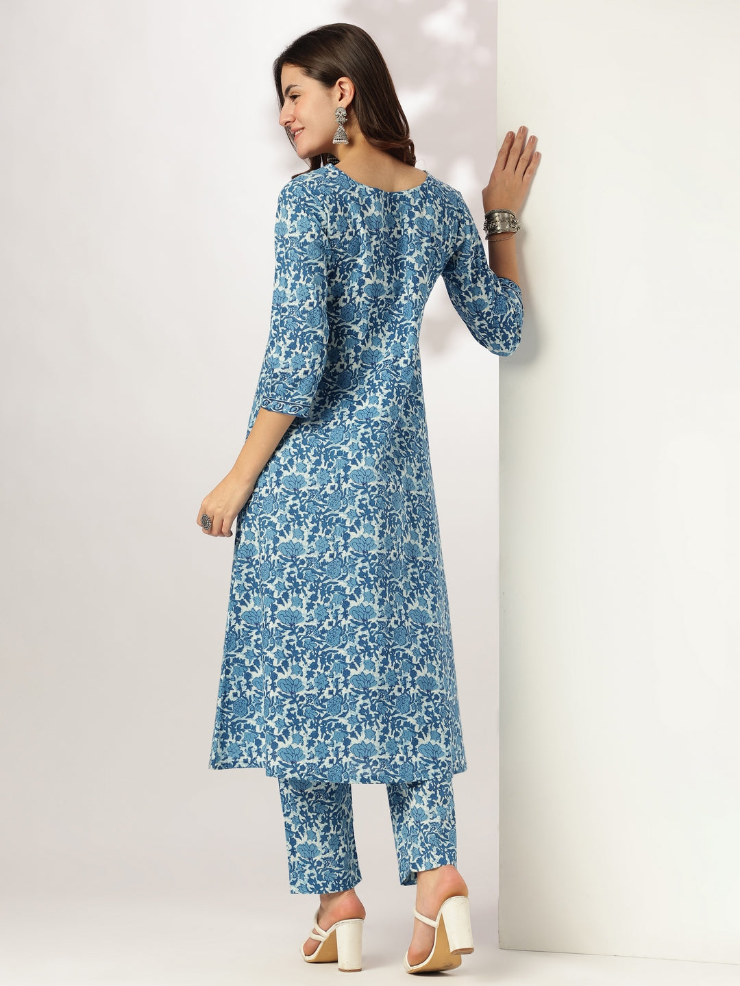 Naari By Shree Women's Indigo Pure Cotton Floral Printed A-line Kurta Pant Set