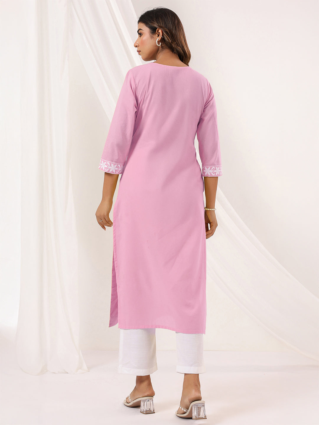 Naari By Shree Women's Light Pink Pure Cotton Embroidered Straight Kurta