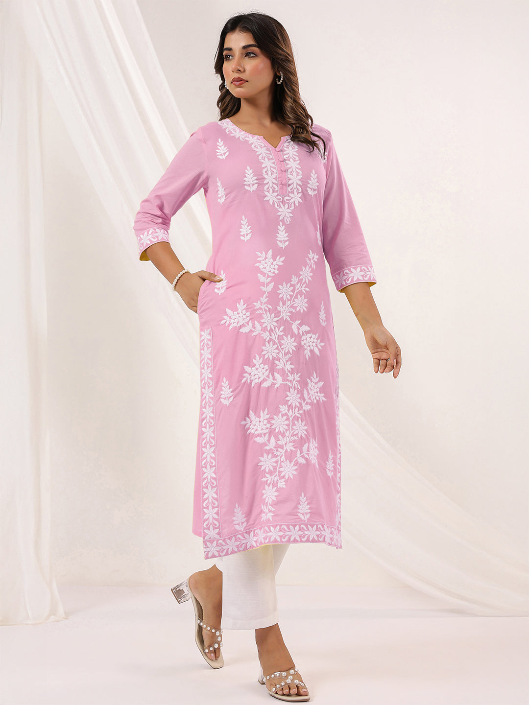 Naari By Shree Women's Light Pink Pure Cotton Embroidered Straight Kurta