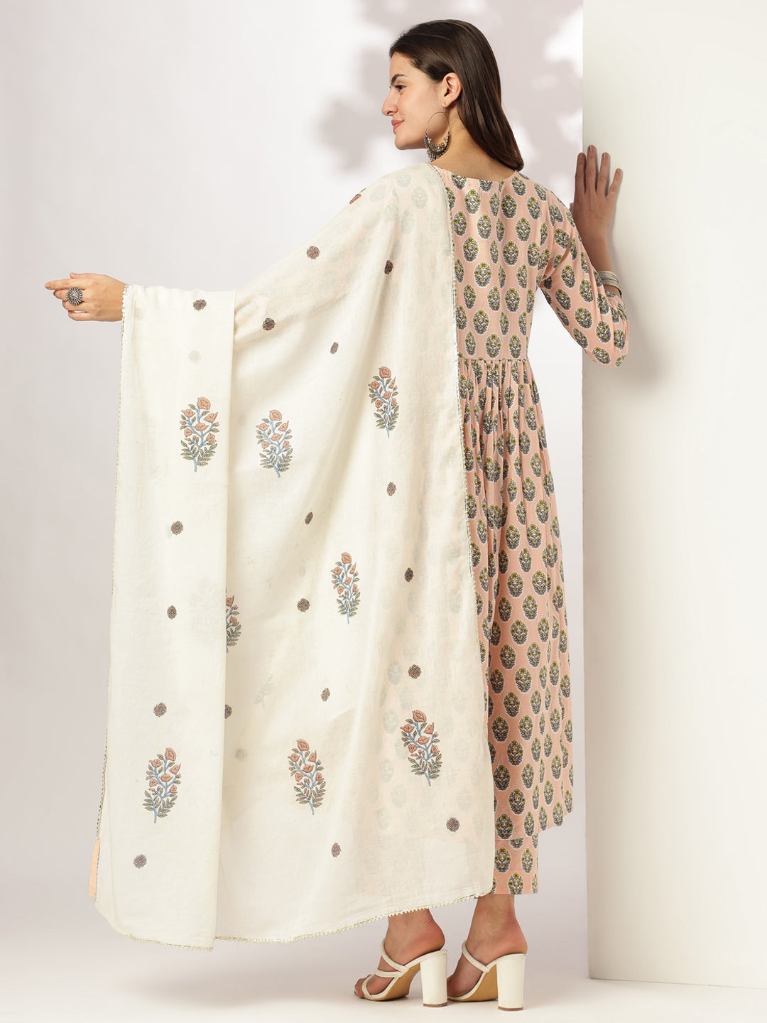 Naari By Shree Women's Peach Pure Cotton Floral Printed A-line Kurta Set