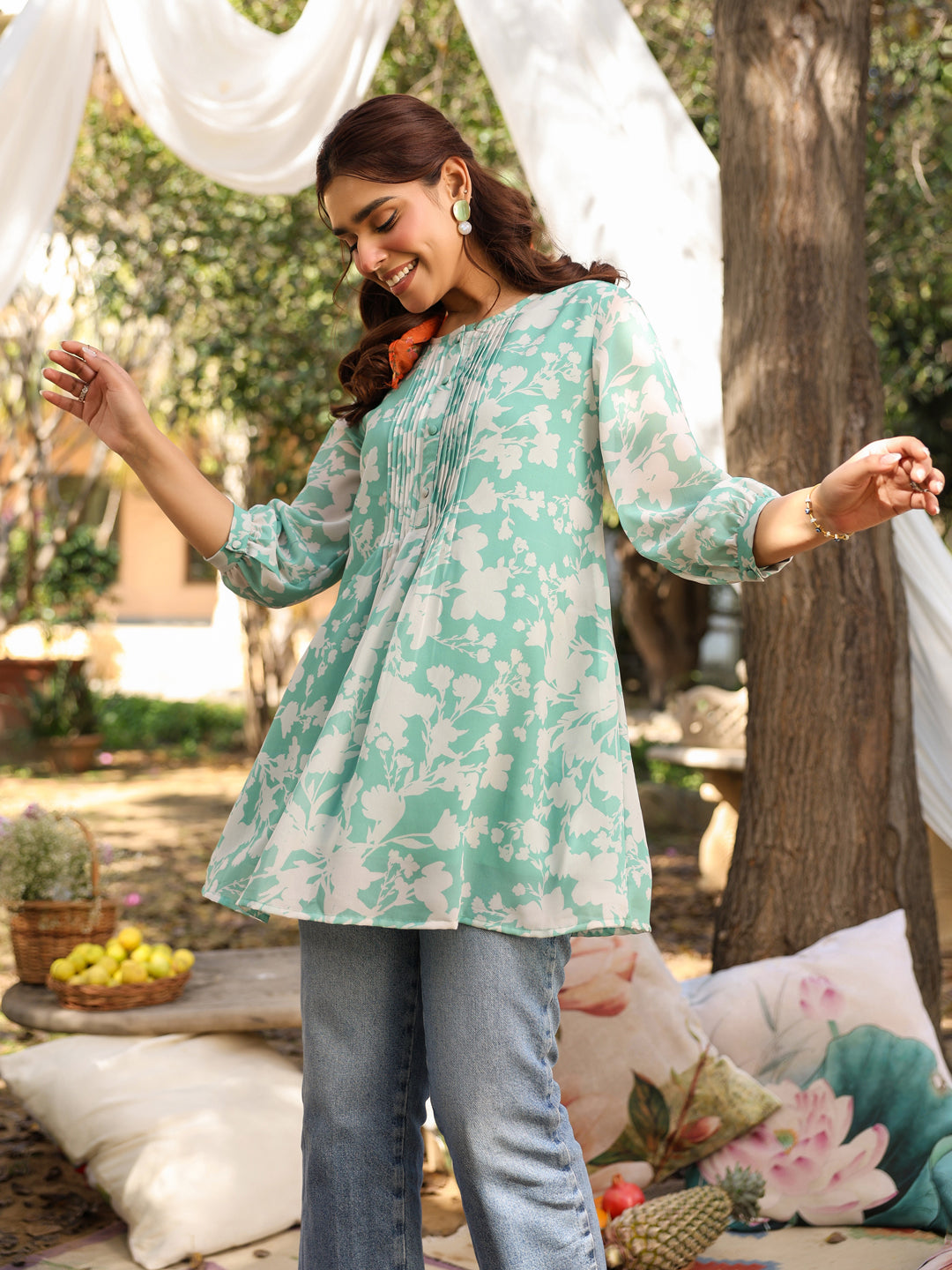 Naari By Shree Green Georgette Floral Printed A-Line Tunic