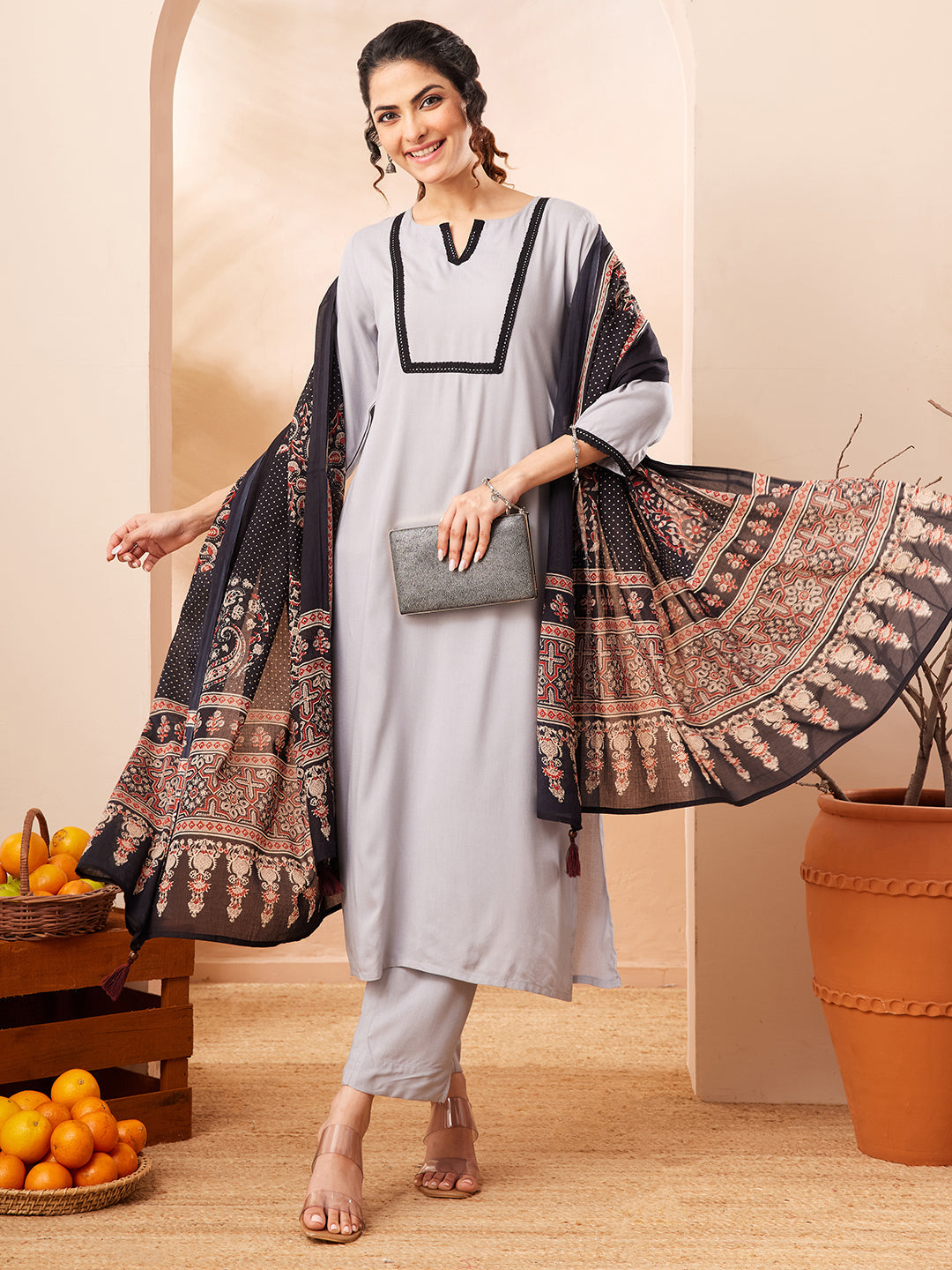 Naari By Shree Women's Grey Rayon Solid Straight Kurta Set