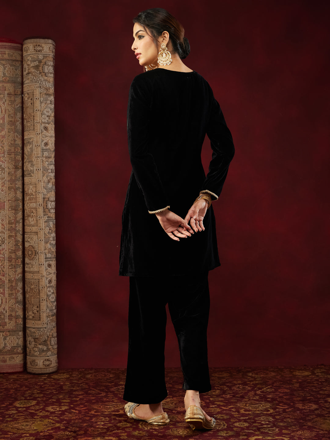 Naari By Shree Women's Black Velvet Zari Yoke Embroidered Straight Co-ord Set