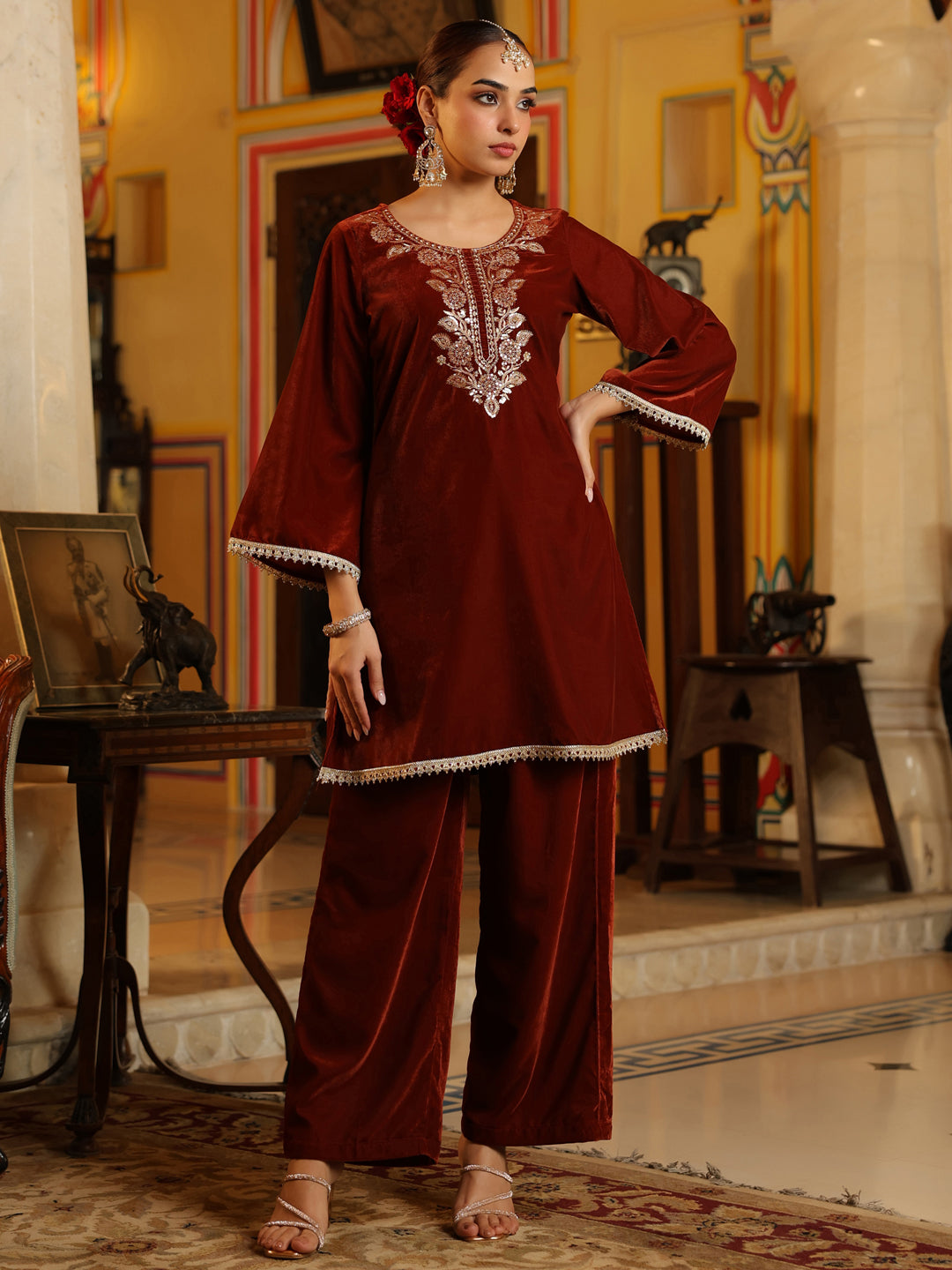 Naari By Shree Women's Brown Velvet Yoke Zari Embroidered Straight Co-ord Set