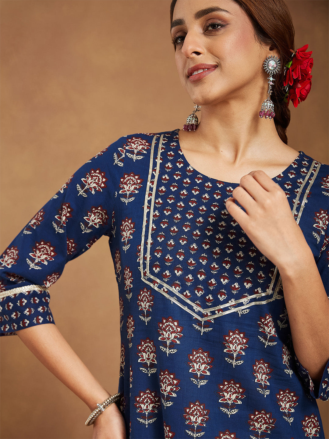 Naari By Shree Women's Dark Blue Pure Cotton Floral Printed Straight Kurta Pant Set