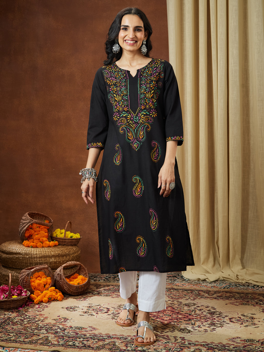 Naari By Shree Women's Black Pure Cotton Paisley Printed Straight Kurta Set