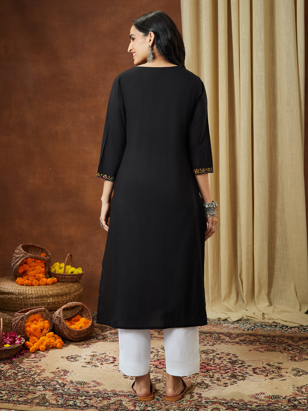 Naari By Shree Women's Black Pure Cotton Paisley Printed Straight Kurta Set