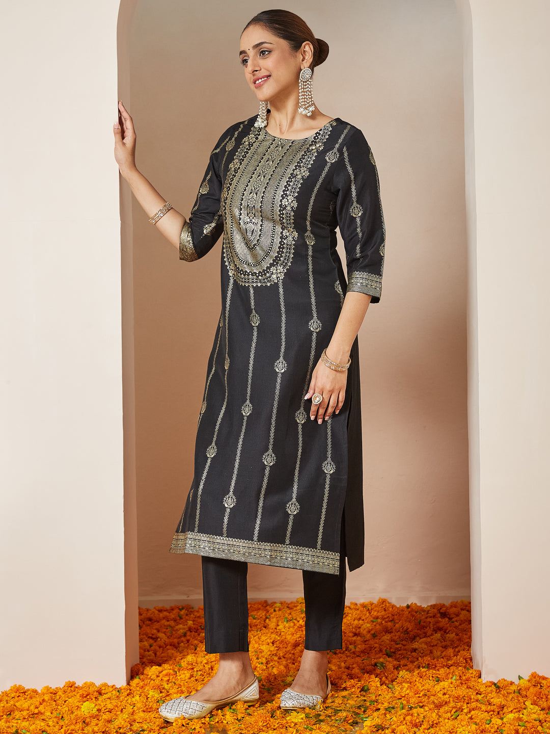 Naari By Shree Women's Black Silk Blend Gold Printed Straight Kurta Set