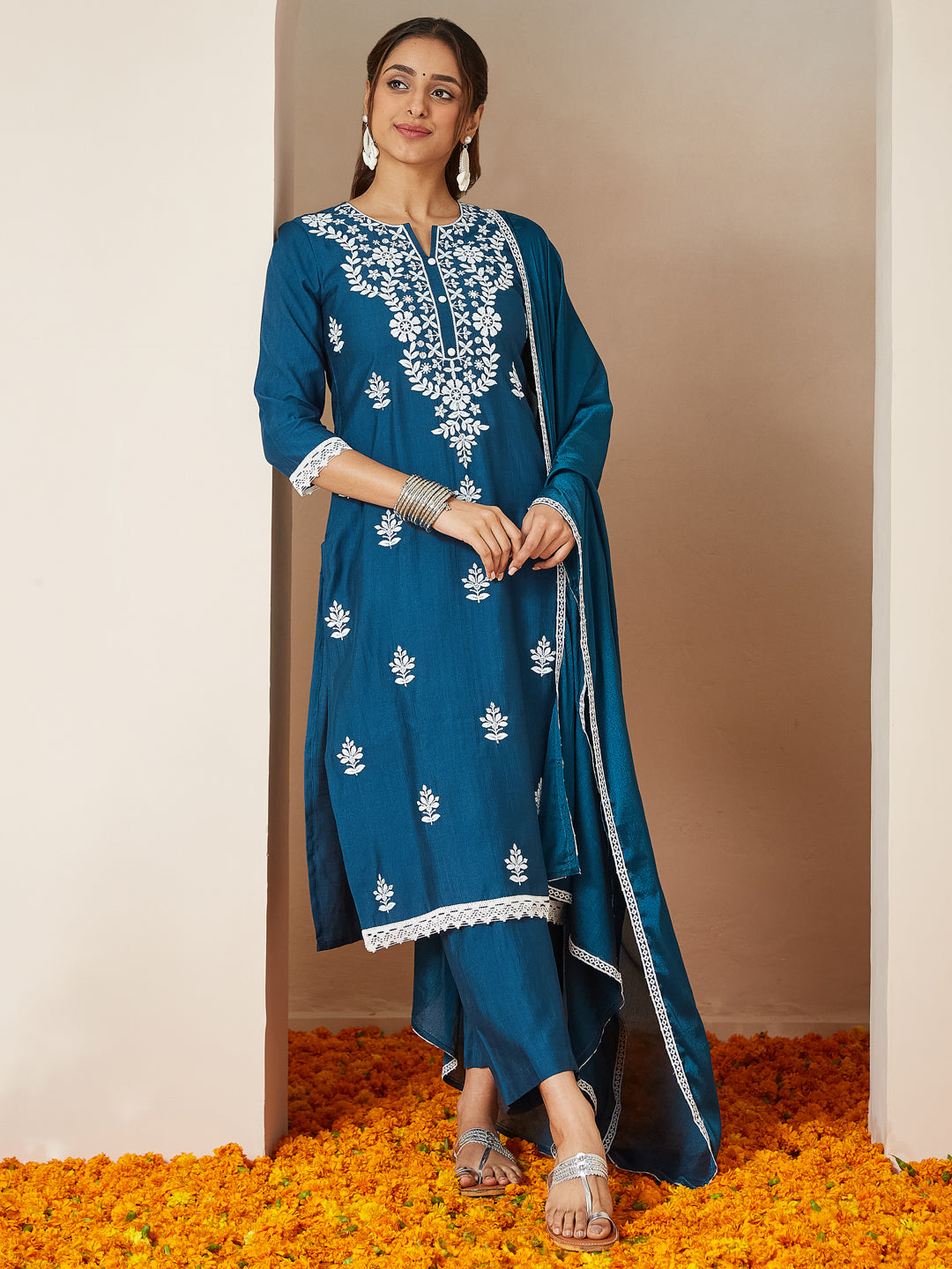 Naari By Shree Women's Teal Blue Silk Blend Embroidered Straight Kurta Set