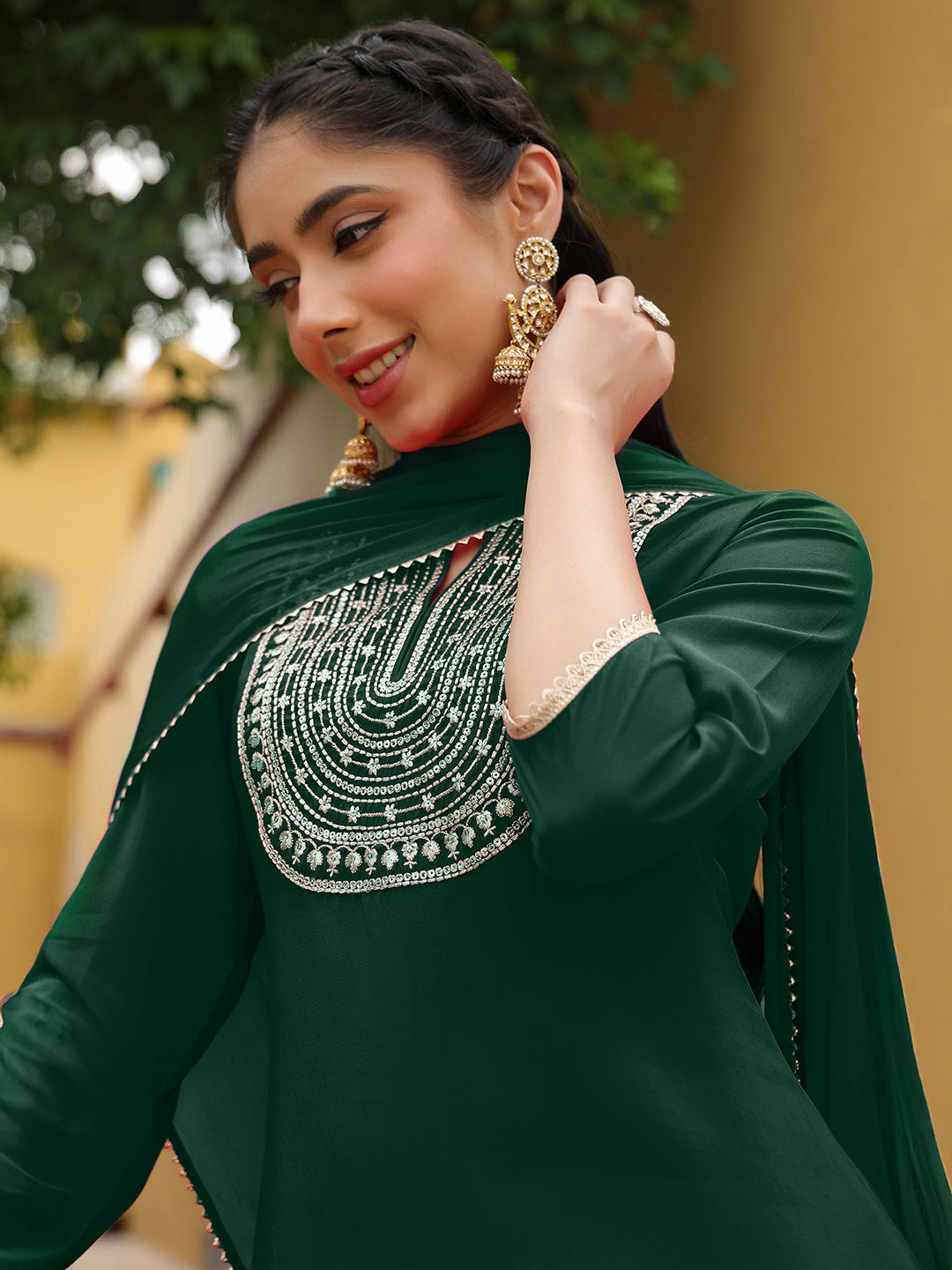 Naari By Shree Women's Dark Green Chanderi Silk Zari Embroidered Straight Kurta Set