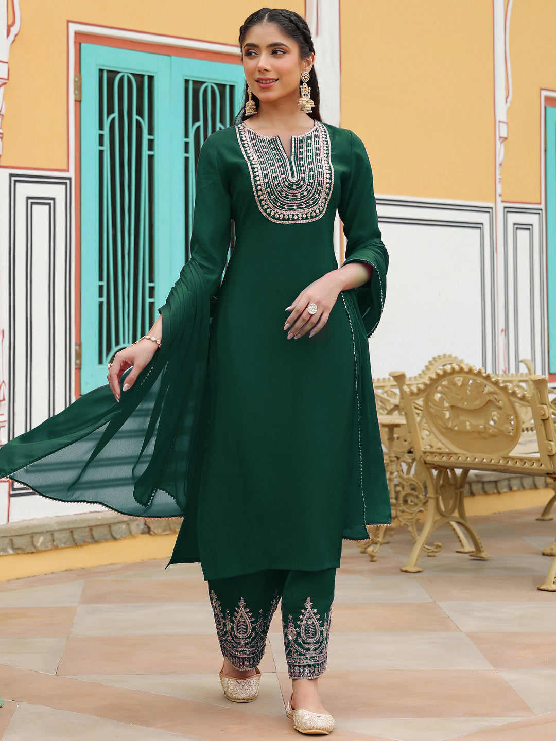 Naari By Shree Women's Dark Green Chanderi Silk Zari Embroidered Straight Kurta Set