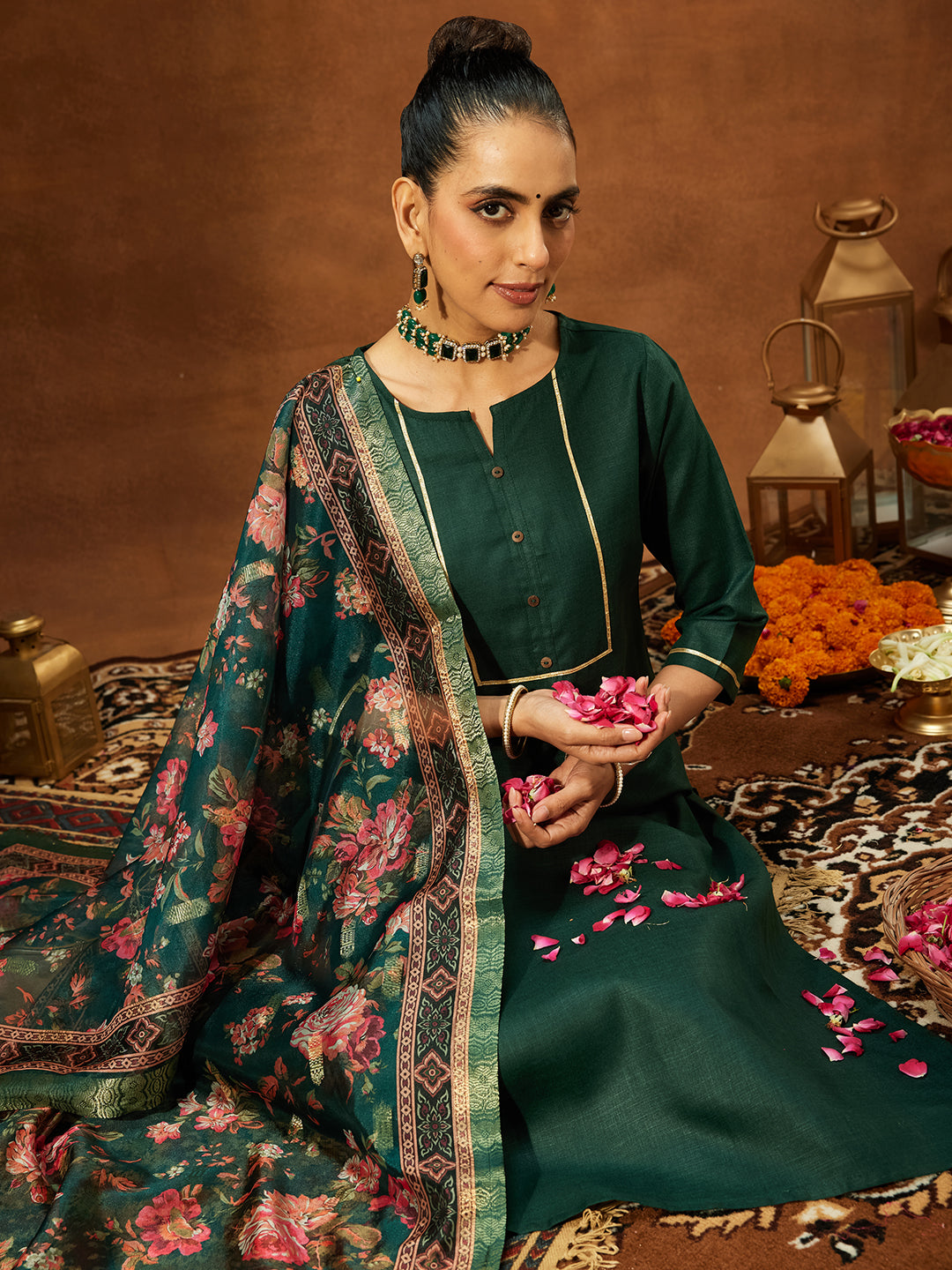 Naari By Shree Women's Dark Green Cotton Blend Yoke Design Straight Kurta Set With Printed Dupatta