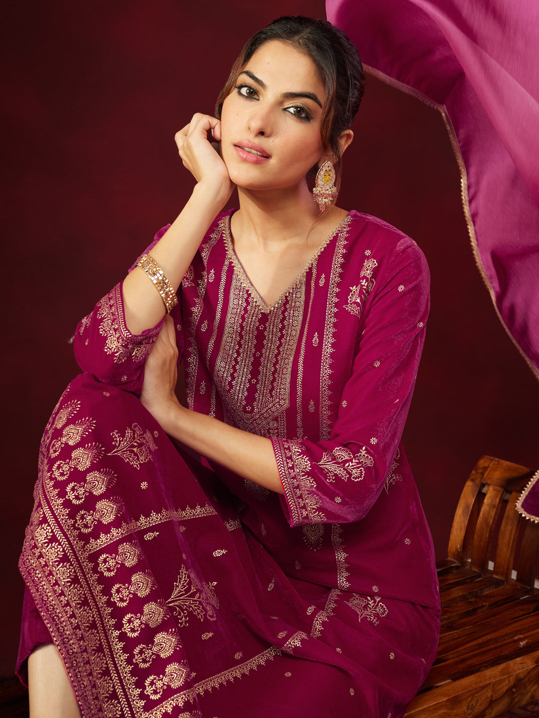 Naari By Shree Women's Pink Velvet Embellished Gold Printed Straight Kurta Set