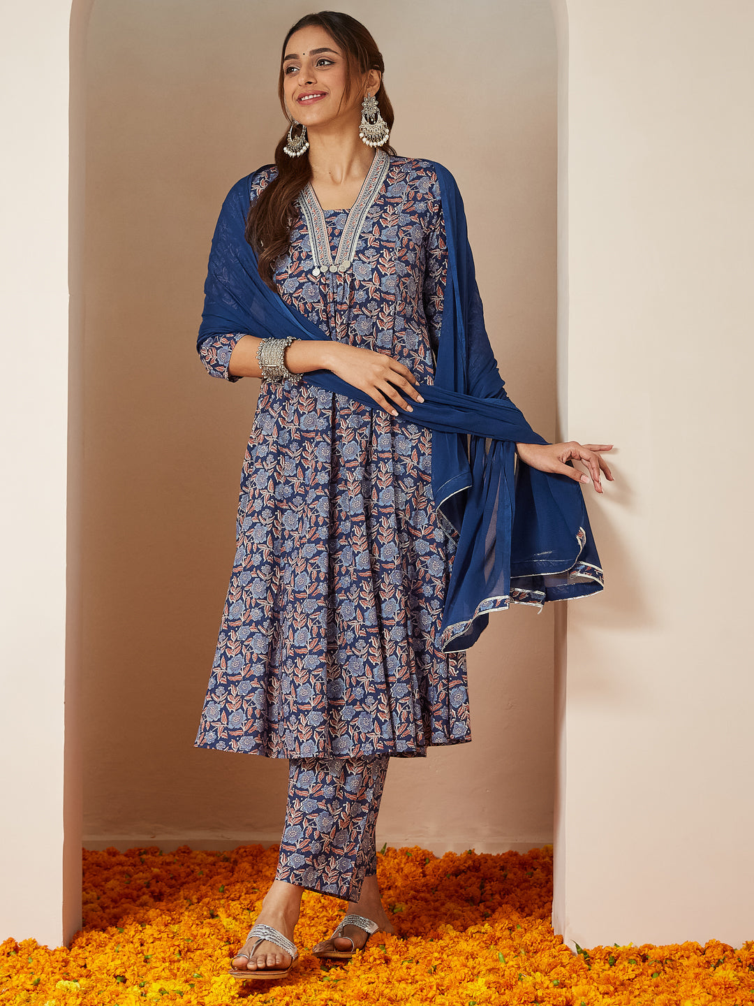 Naari By Shree Women's Blue Pure Cotton Yoke Design Floral Printed A-line Kurta Set