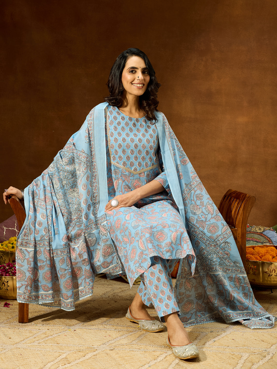 Naari By Shree Women's Light Blue Pure Cotton Floral Printed Straight Kurta Set