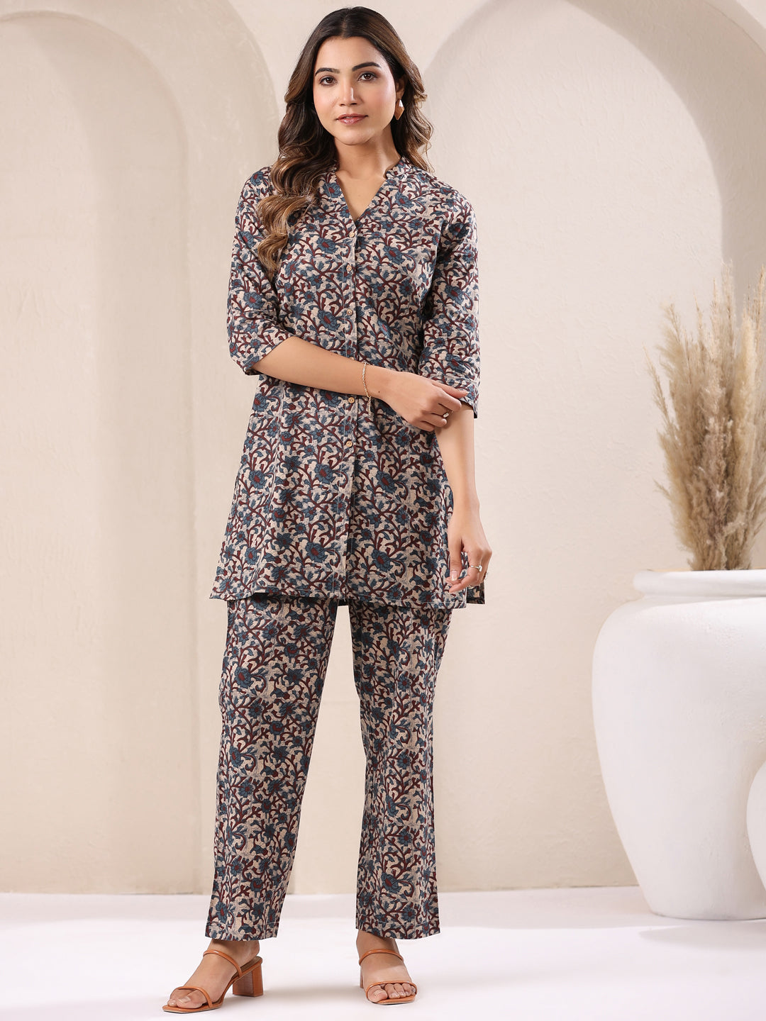 Naari By Shree Beige Pure Cotton Floral Printed Straight Co-ord Set