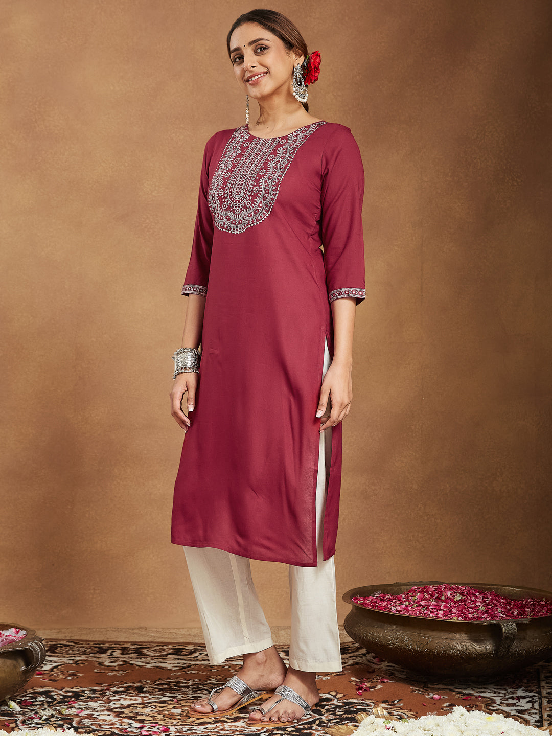 Naari By Shree Women's Maroon Rayon Embroidered Straight Kurta
