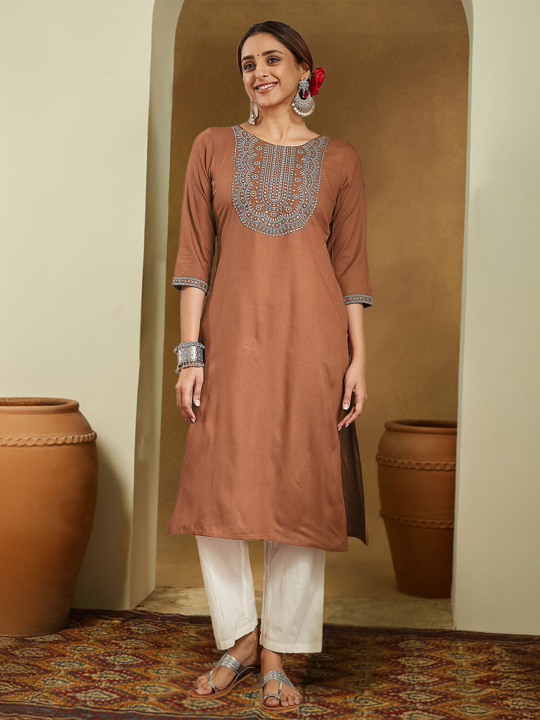 Naari By Shree Women's Brown Rayon Embroidered Straight Kurta