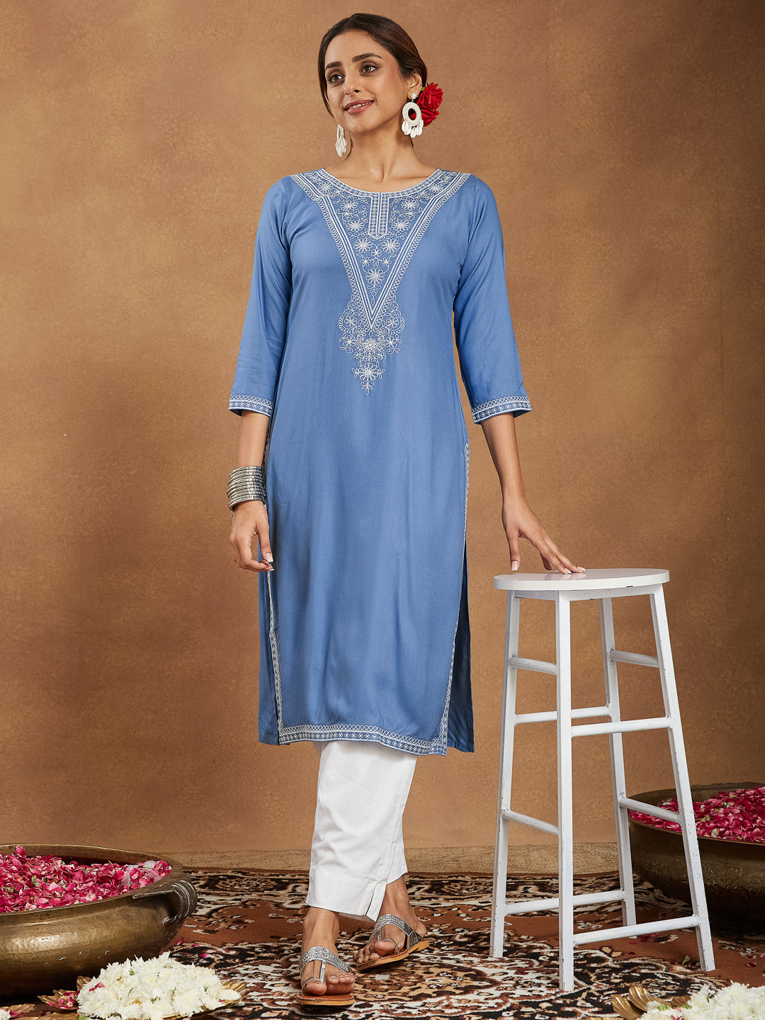 Naari By Shree Women's Sky Blue Rayon Embroidered Straight Kurta